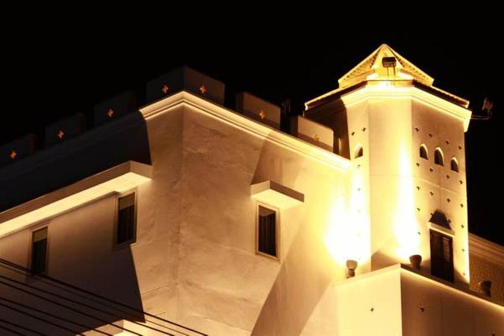 Fortville Guesthouse Бангкок Екстер'єр фото