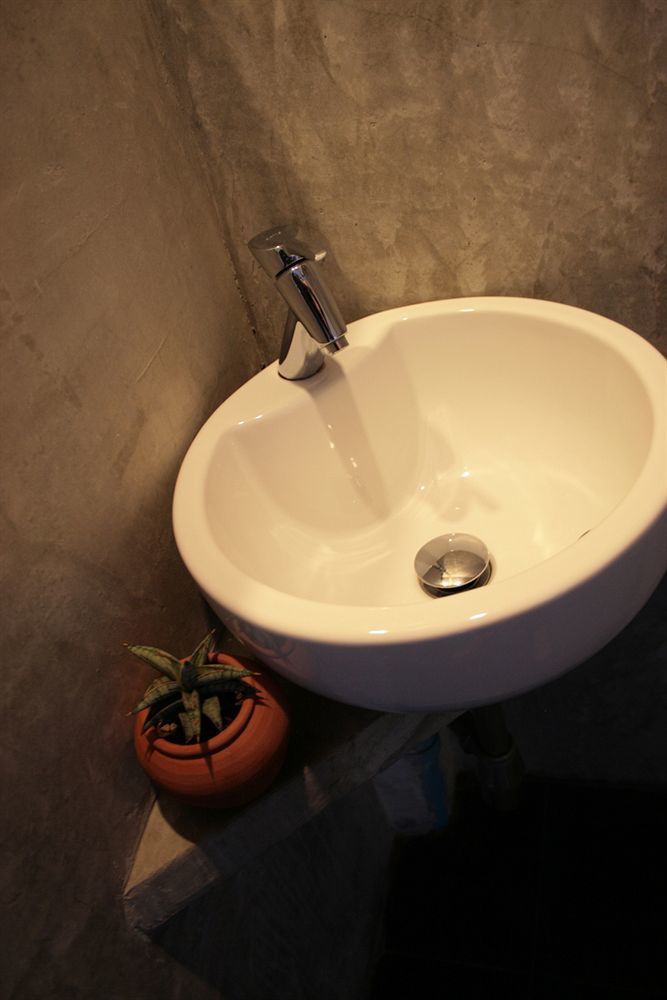 Fortville Guesthouse Бангкок Екстер'єр фото